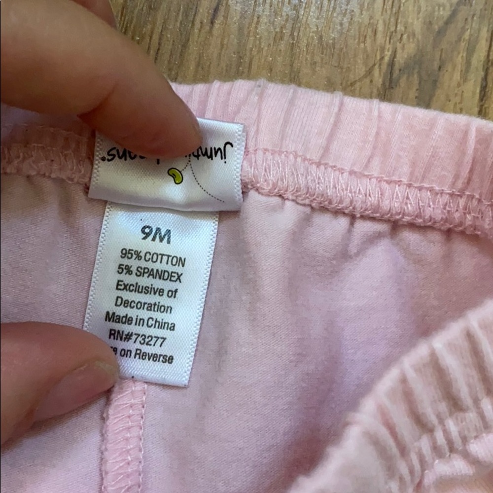 ✨NWOT Infant Ruffle Bottom Pants! ✨ - Picture 4 of 5
